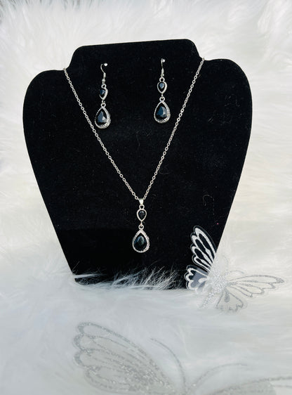 Teardrop Necklace & Earring Set