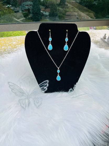 Teardrop Necklace & Earring Set